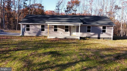 405 N View Dr, STANLEY, VA, 22851-2603 | Card Image