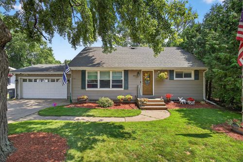 320 18th St N, WISCONSIN RAPIDS, WI, 54494-3731 | Card Image
