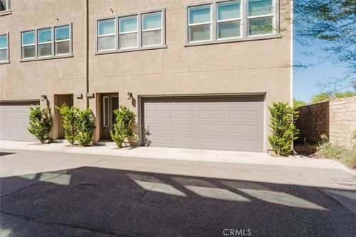a-12814 N Watt Ln, Sylmar, CA, 91342-4897 | Card Image