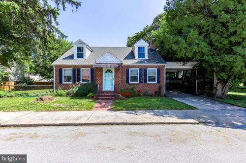 287 College Ave, CHAMBERSBURG, PA, 17201-1205 | Card Image
