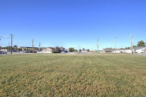 955 N Lima, Mt Zion, IL, 62549-1290 | Card Image