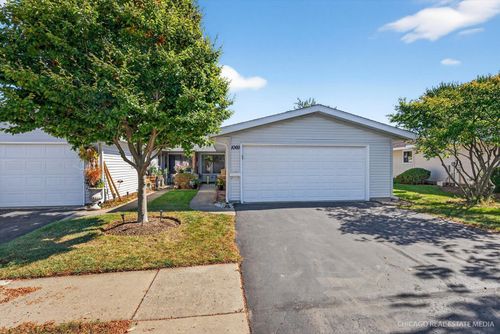 1069 Mohegan Ln, Schaumburg, IL, 60193-3750 | Card Image