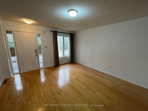 147 Nahanni Dr, Richmond Hill, ON, L4B4M1 | Card Image