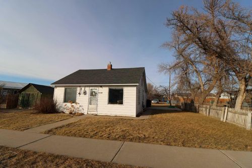 5009 41 Ave, Taber, AB, T1G1A7 | Card Image