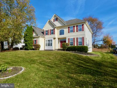 222 Honey Locust Drive, House other with 4 bedrooms, 2 bathrooms and null parking in AVONDALE PA | Image 2