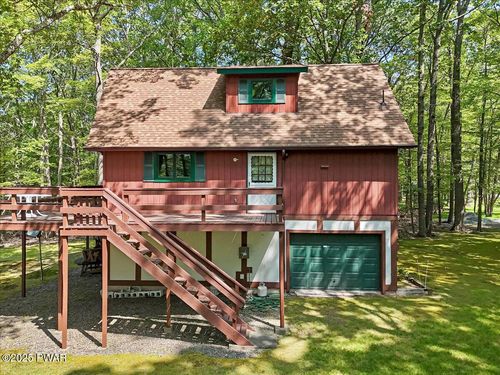 105 Acorn, Greentown, PA, 18426-2537 | Card Image