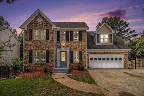 651 Deer Oaks Dr, Lawrenceville, GA, 30044-5925 | Card Image