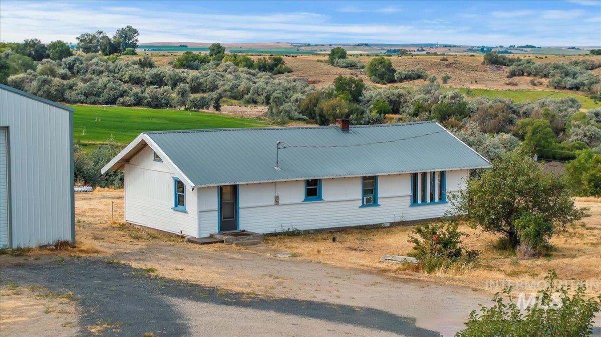 1325 , Buhl, ID 83316
