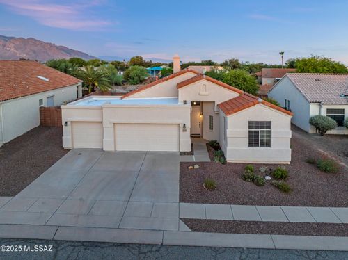 9488 N Elan Ln, Tucson, AZ, 85742-5100 | Card Image