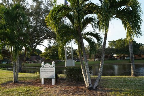 1916 19th Ln, Palm Beach Gardens, FL, 33418-3585 | Card Image