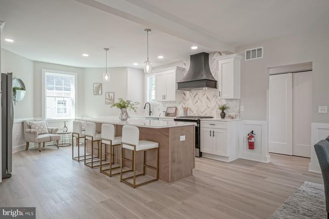 327 S 3 Rd St, House other with 3 bedrooms, 3 bathrooms and null parking in HAMMONTON NJ | Image 5