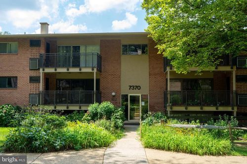 70101-7370 Route 29, FALLS CHURCH, VA, 22046-7370 | Card Image