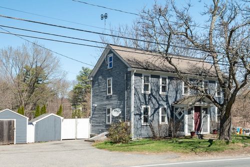 231 W Main St, Georgetown, MA, 01833-1023 | Card Image