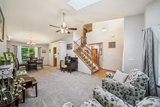 2147 Dunrobin Ln E, House other with 3 bedrooms, 3 bathrooms and 2 parking in Port Orchard WA | Image 9