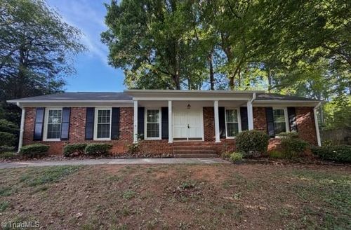5606 Bledsoe Dr, Greensboro, NC, 27410-1904 | Card Image