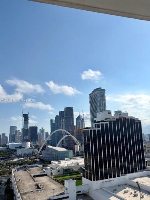 2510-1750 N Bayshore Dr, Miami, FL, 33132-3209 | Card Image