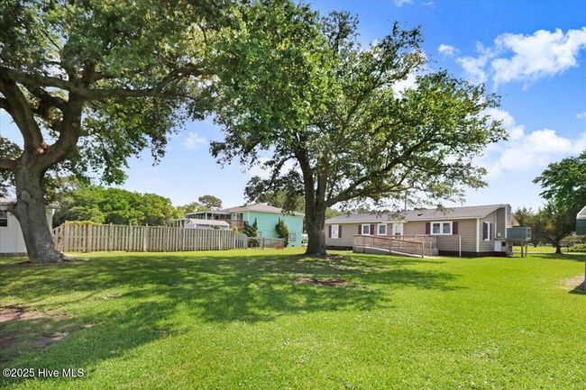 123 Cedar Ln, House other with 2 bedrooms, 1 bathrooms and null parking in Cedar Point NC | Image 50