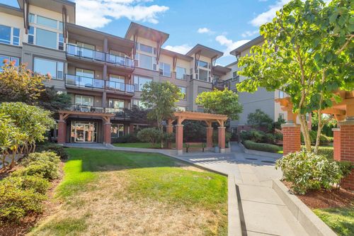 109-33539 Holland Ave, Abbotsford, BC, V2S0C6 | Card Image