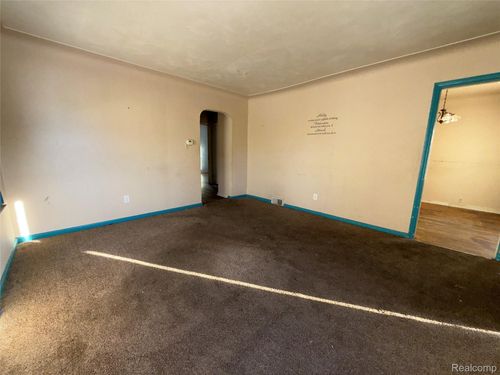 8614 Hubbell St, Detroit, MI, 48228-2416 | Card Image