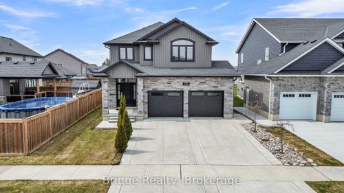 256 Tamarack Blvd, Woodstock, ON, N4S0E1 | Card Image
