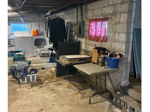 10541 S 84th Ave, Palos Hills, IL, 60465-1801 | Card Image