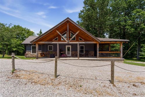 102 Scenic Dr, Mammoth Cave, KY, 42259-8152 | Card Image
