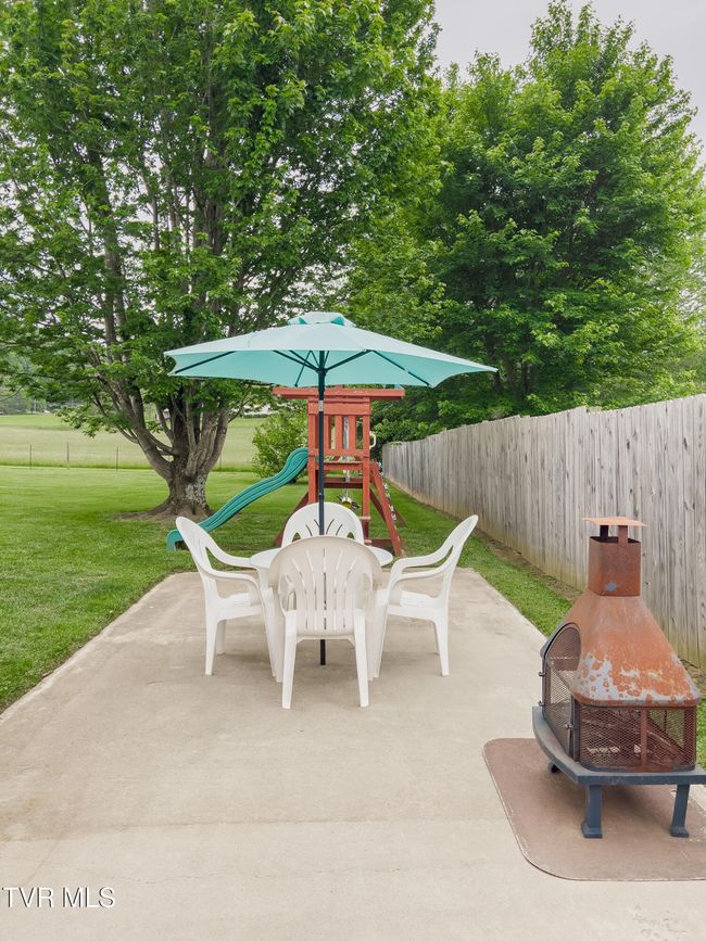 519 Foxgate Dr, House other with 3 bedrooms, 3 bathrooms and null parking in Erwin TN | Image 45