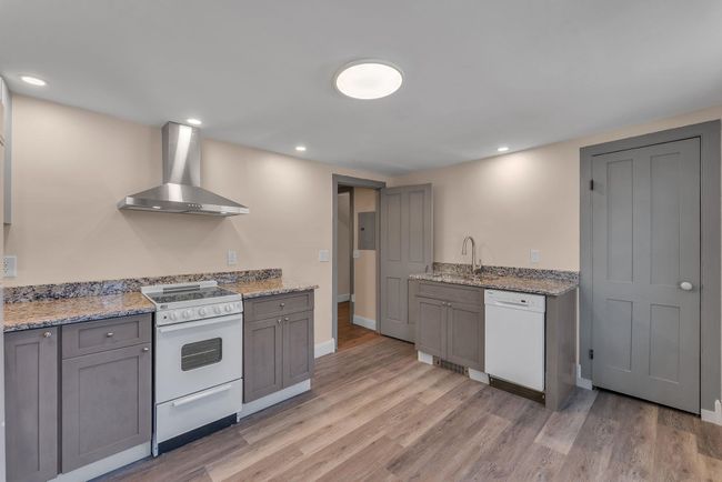 208 Main St, House other with 4 bedrooms, 3 bathrooms and null parking in Cambridge VT | Image 28