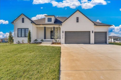 2701 N Anna St, Wichita, KS, 67205-1034 | Card Image