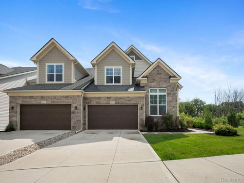 3017 N Spurway Dr, Ann Arbor, MI, 48105-1497 | Card Image