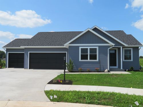 18527 Nankeen Ct, New Paris, IN, 46553-2405 | Card Image