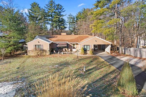 1110 S Brooks Dr, Bloomington, IN, 47401-6127 | Card Image