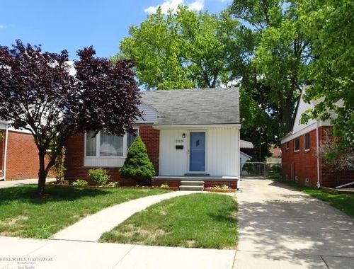23130 Saxony Ave, Eastpointe, MI, 48021-1889 | Card Image