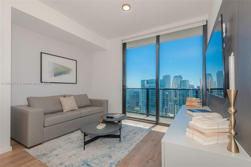 apt-4417-398 Ne 5th St, Miami, FL, 33132-2177 | Card Image