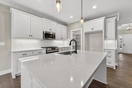 24966 W 94th Pl, Lenexa, KS, 66227-7101 | Card Image