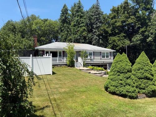 3 Lincoln Dr, Bow, NH, 03304-3210 | Card Image
