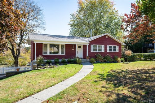 227 Somerston Rd, Yorktown Heights, NY, 10598-2120 | Card Image