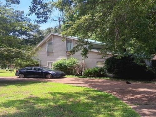 3693 Hermitage Dr, Memphis, TN, 38116-4351 | Card Image