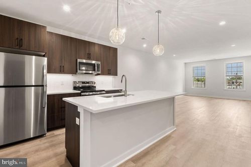 203-26 S York Rd, HATBORO, PA, 19040-3326 | Card Image