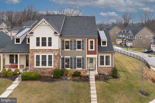 6926 Summit Cir, BALTIMORE, MD, 21239-1300 | Card Image