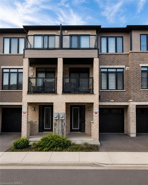 913-585 Colborne St, Brantford, ON, N3S0K4 | Card Image