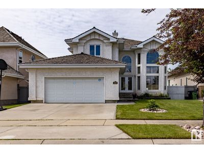 236 Darlington Cres Nw, House other with 6 bedrooms, 4 bathrooms and 4 parking in Edmonton AB | Image 1