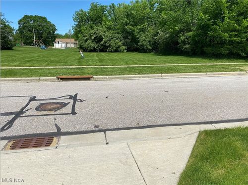 V/L- Lawton Dr, Macedonia, OH, 44056 | Card Image