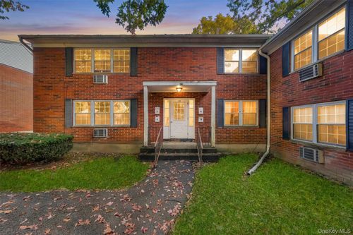18a-5 Wildwood Dr, Wappingers Falls, NY, 12590-2042 | Card Image