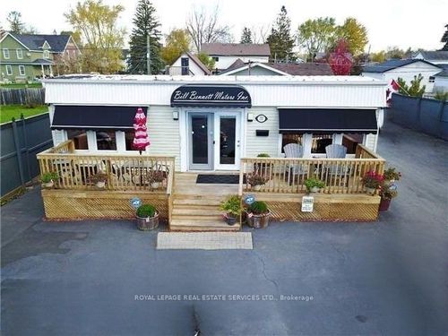 77 High St, Georgina, ON, L0E1R0 | Card Image