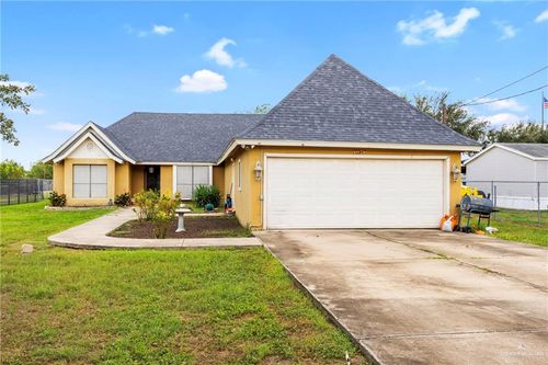 7017 Mile 7 1/2 Rd, Mission, TX, 78573-7340 | Card Image