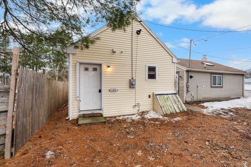 108 W Shore Ave, Manchester, NH, 03109-5046 | Card Image