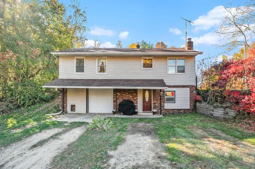 1695 Pifer Road, Delton, MI, 49046 | Card Image