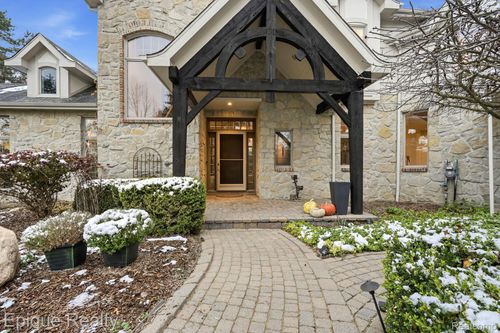 1 Chelsea Ct, Metamora, MI, 48455-9207 | Card Image