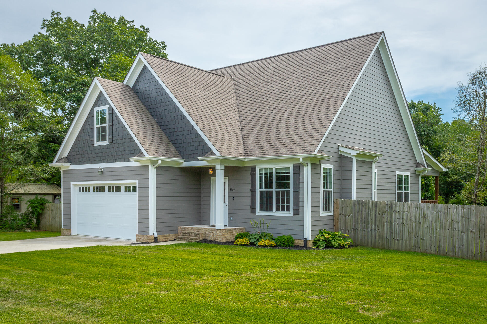 Anderson Pike, Signal Mountain, TN 37377